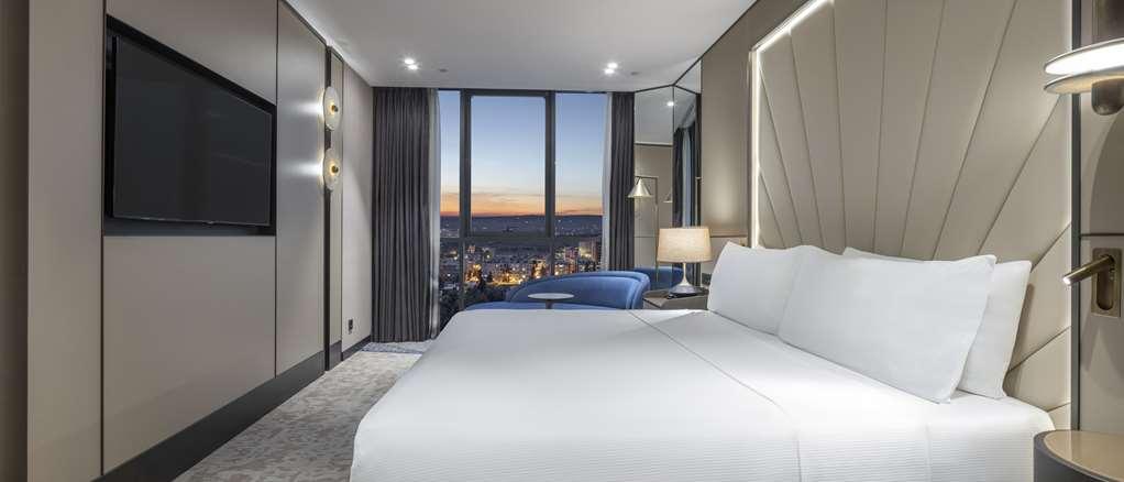 Готель Doubletree By Hilton Шанлиурфа Номер фото