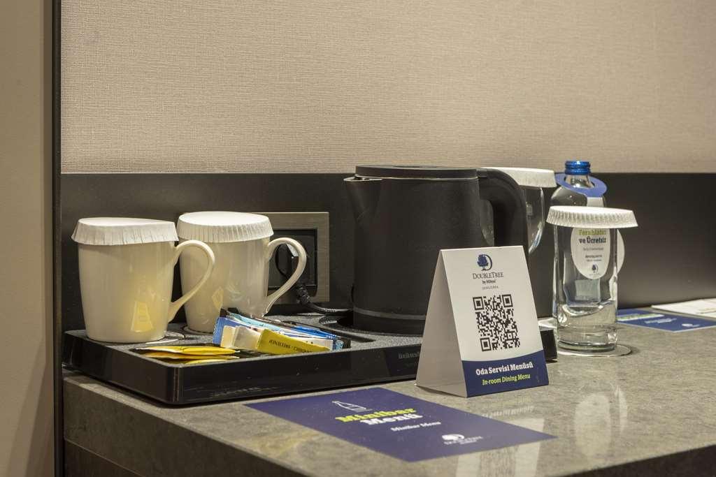 Готель Doubletree By Hilton Шанлиурфа Номер фото
